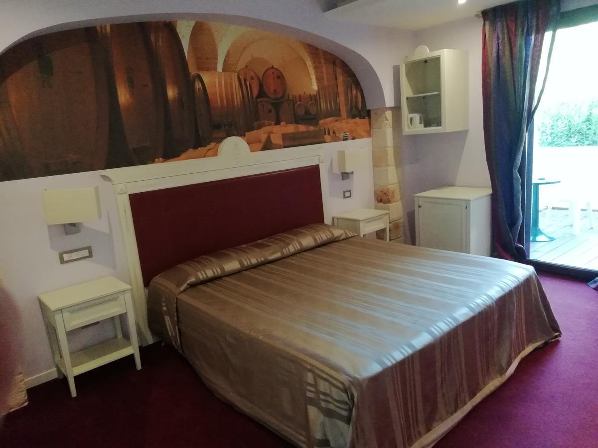 Relais La Fontanina - Wine Hotel Ostuni Εξωτερικό φωτογραφία